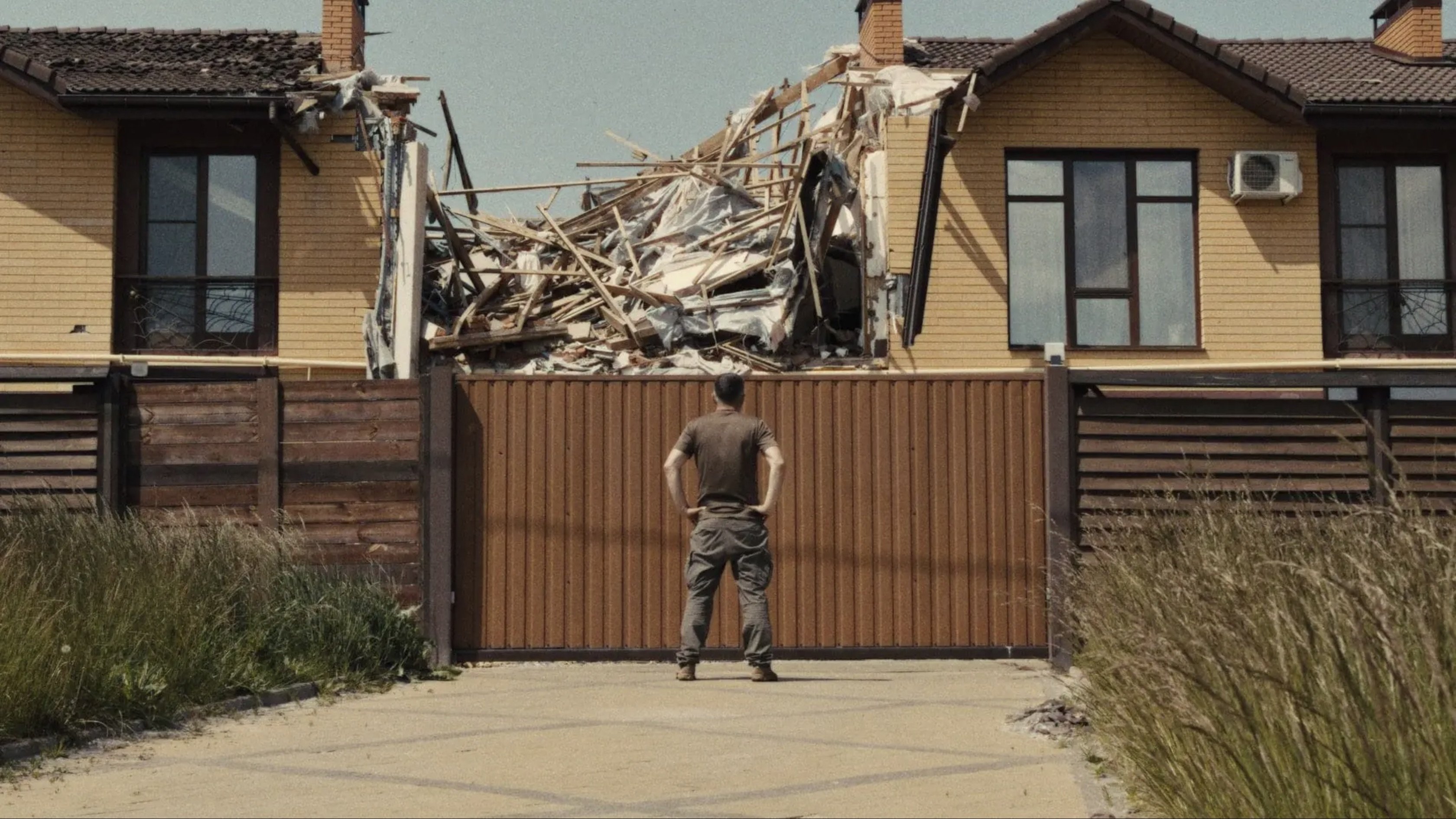 Porcelain War Background