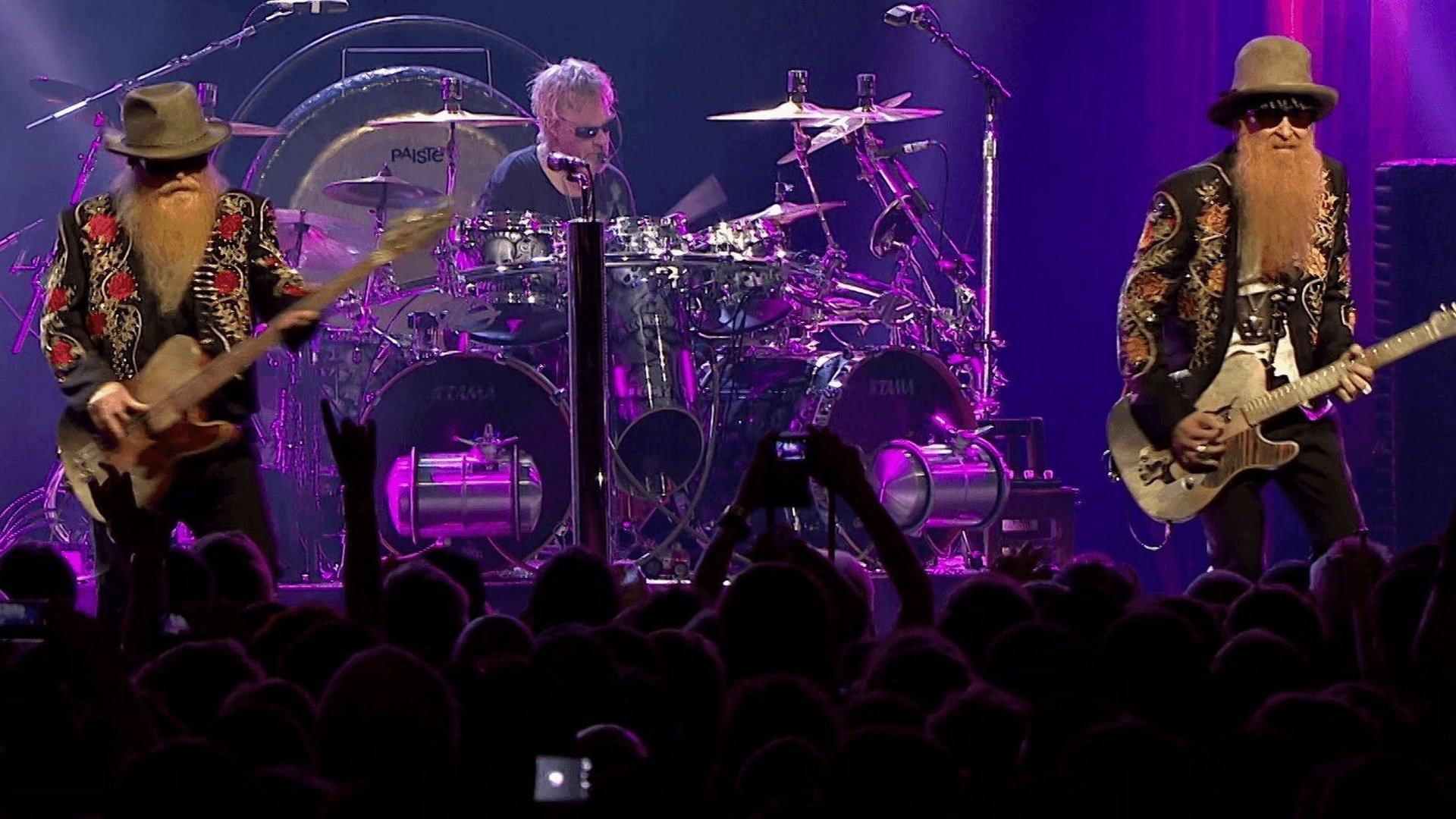 ZZ Top: Live At Montreux 2013 Background